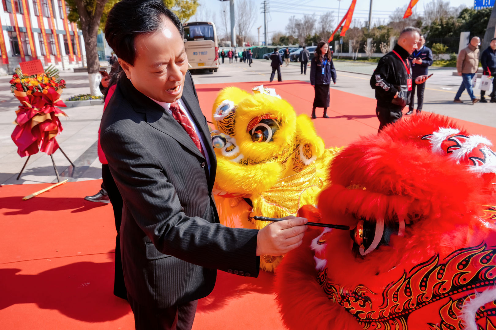 姚董點(diǎn)睛.jpg